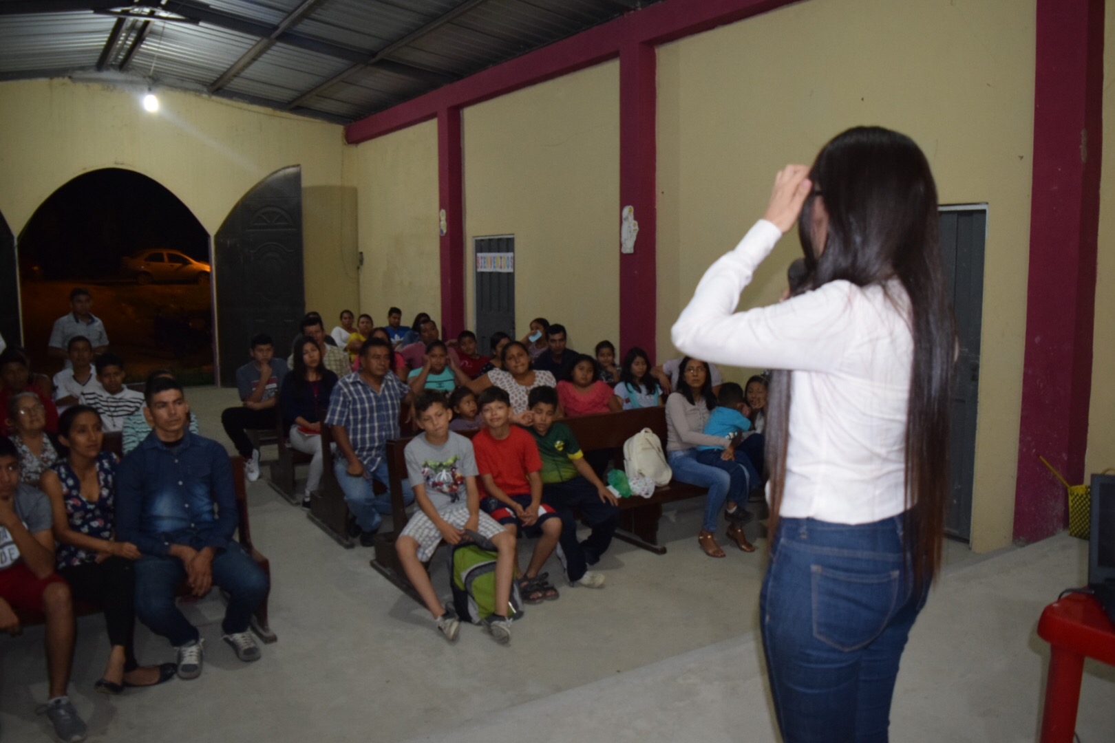 talleres-de-desarrollo-comunitario-02